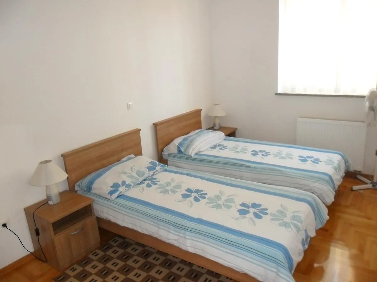 Vile Park Apartment Pula