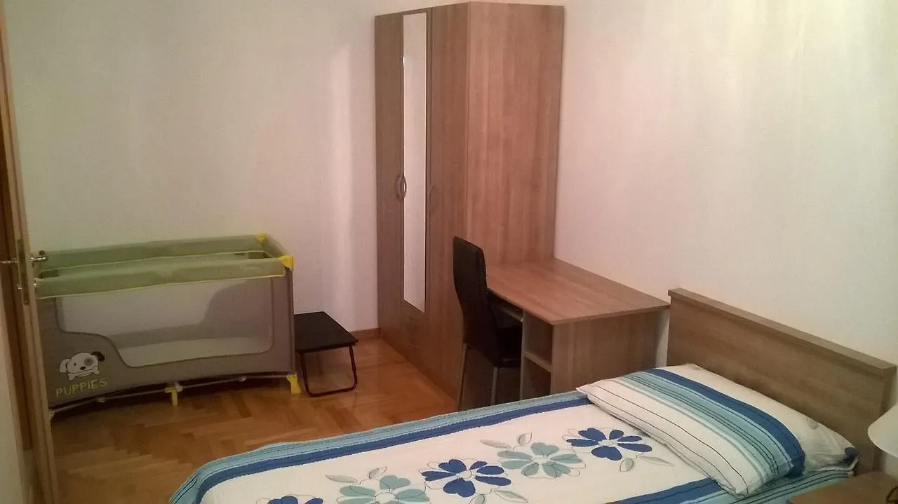 Vile Park Apartment Pula 0*,